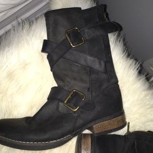Black leather boots Steve Madden